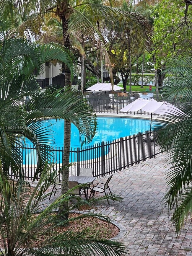 Building Photo - 7925 SW 104th St