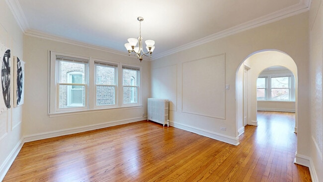 Building Photo - 6738 N Rockwell St