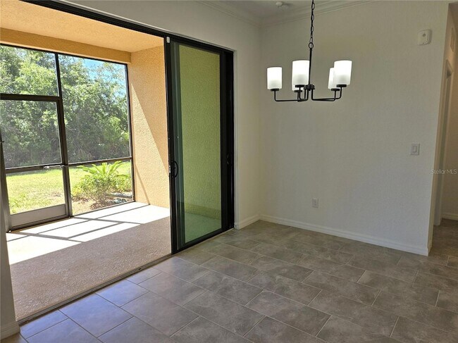 Building Photo - 10031 Crooked Crk Dr