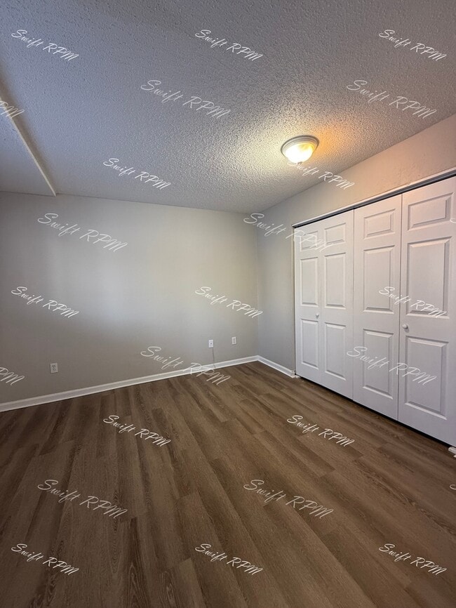 Building Photo - 8955 Hauser St