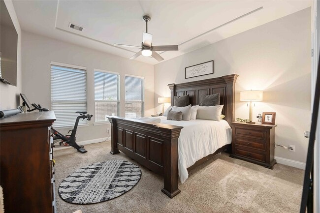 Building Photo - 5622 Vintage Oaks Ln