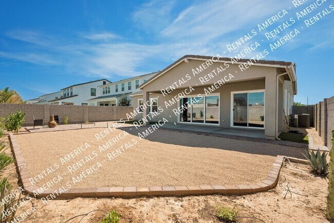 Building Photo - 22700 E Arroyo Verde Dr
