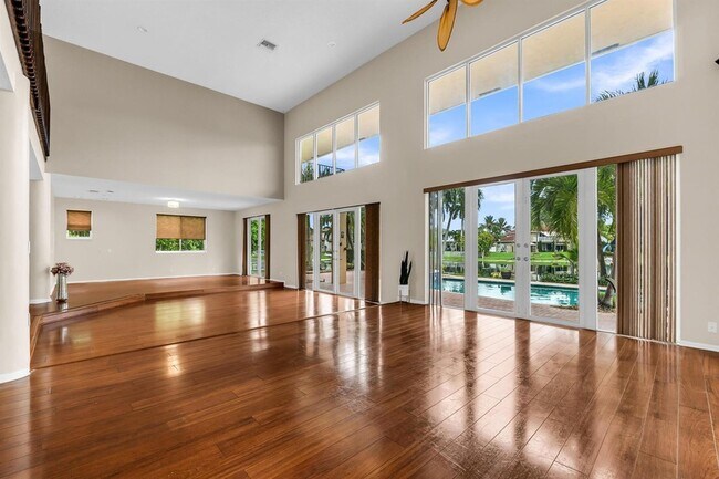 Building Photo - 1333 SW 175th Way