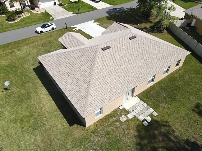 Building Photo - 32 Ryding Ln