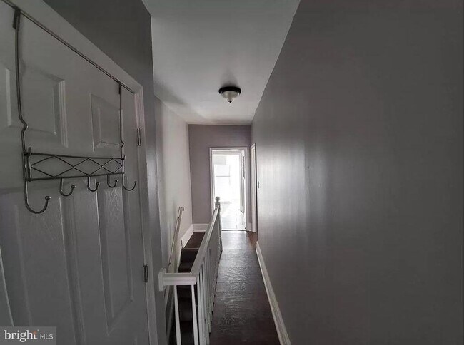 Building Photo - 3114 W Gordon St