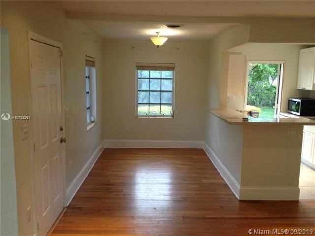Building Photo - 49 Alcantarra Ave