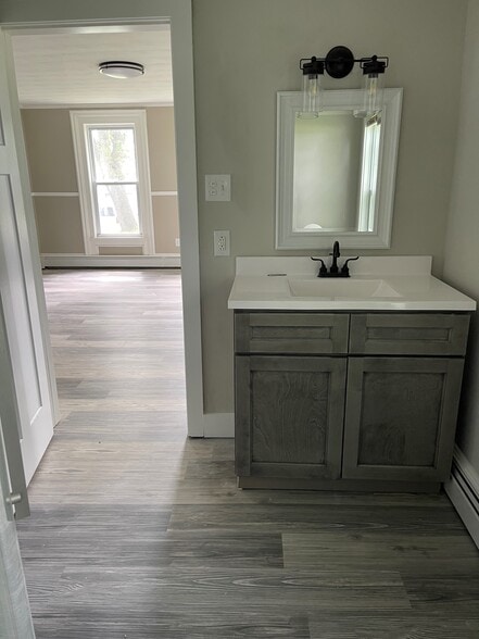 Building Photo - 24 Brooks Rd