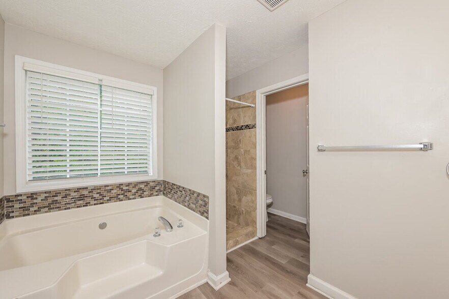 Building Photo - 1148 Princeton Park Dr