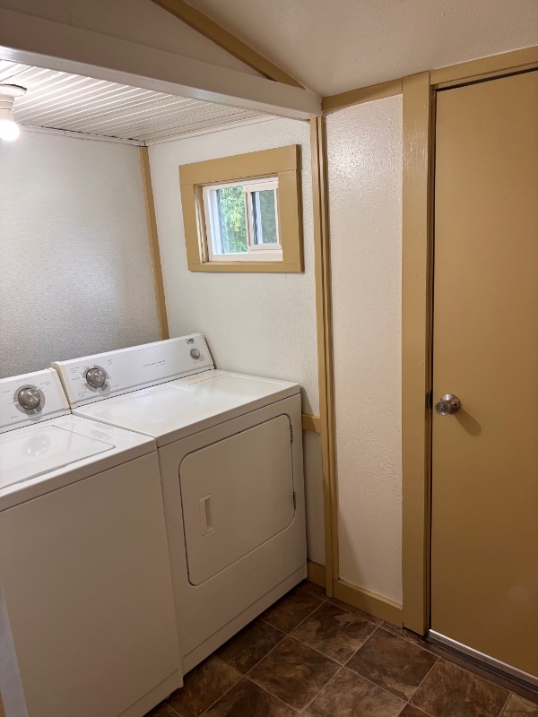 Building Photo - 1430 E Lyndale Ave