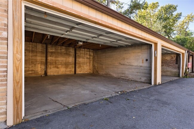 Building Photo - 7358 Pershing Ave