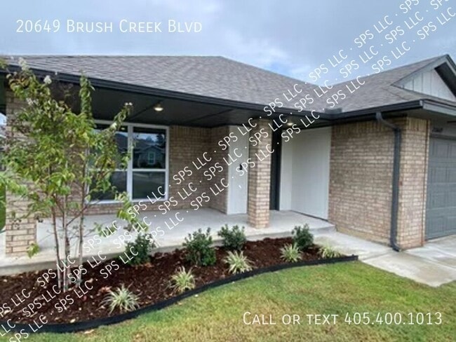 Building Photo - 20649 Brush Creek Blvd-