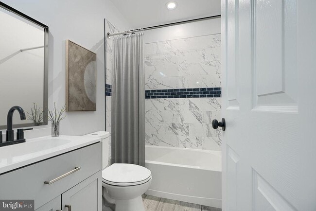 Building Photo - 9 Avenal Rd