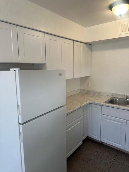 Building Photo - 4961 Apollostar Ct