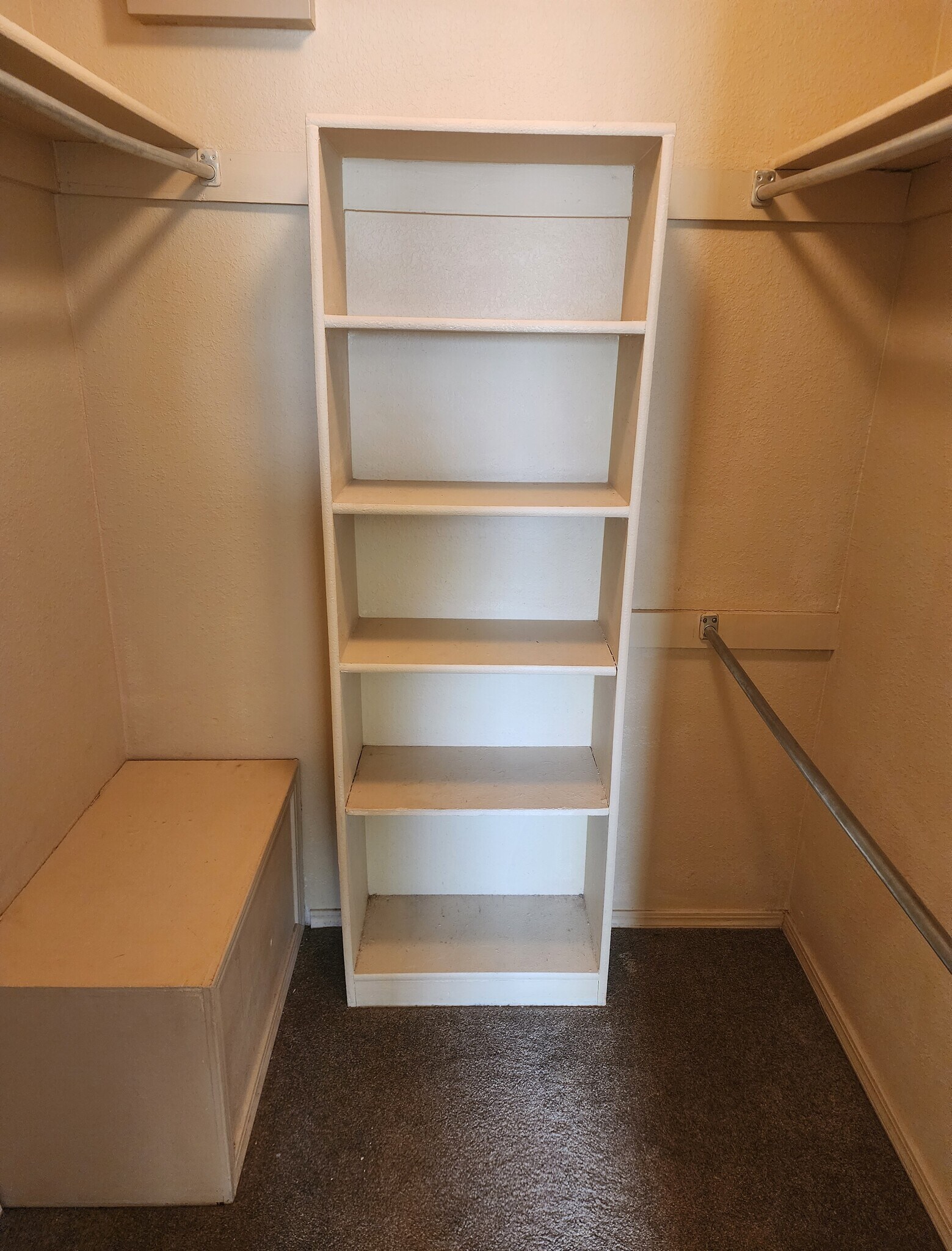 Building Photo - 14427 N Pennsylvania Ave