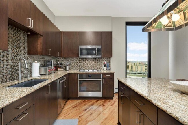 Building Photo - 1240 S 2nd St