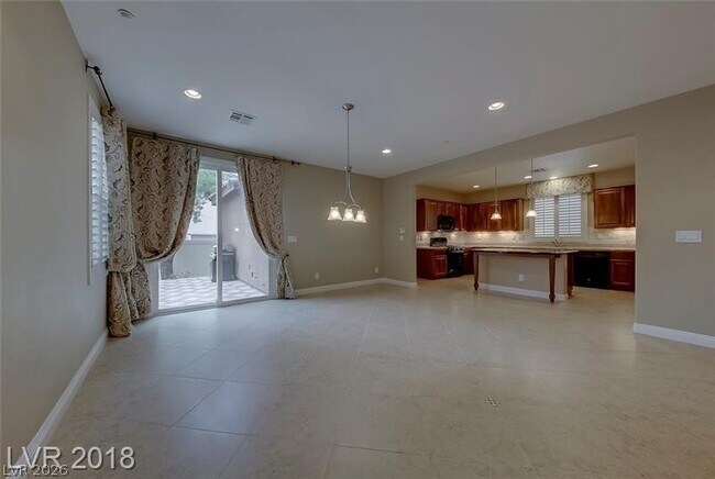 Building Photo - 3144 Whitfeild Ave