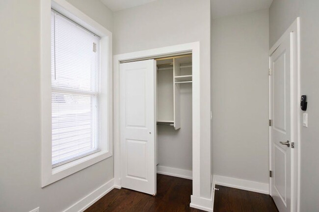 Building Photo - Rehabbed East Humboldt 2 Bedroom Apartment
