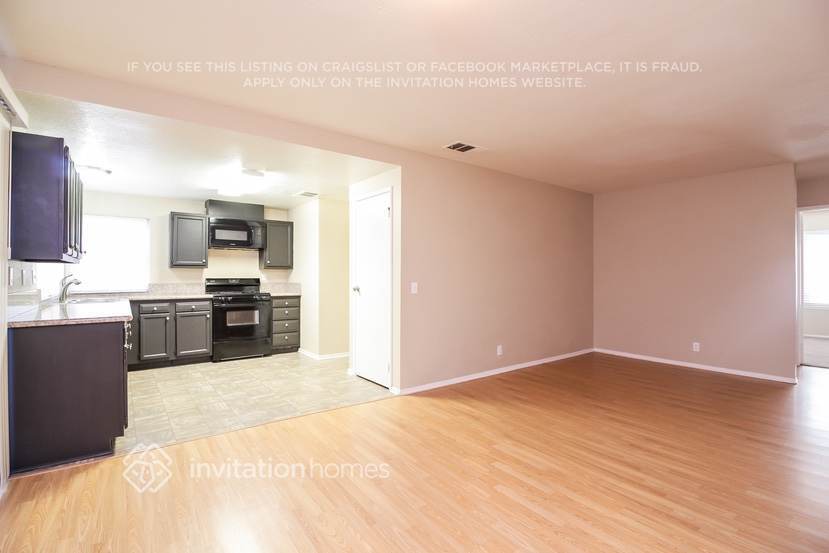 Building Photo - 6926 Eureka Dr