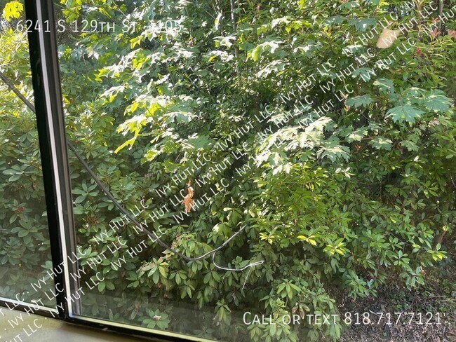 Building Photo - 6241 S 129th St