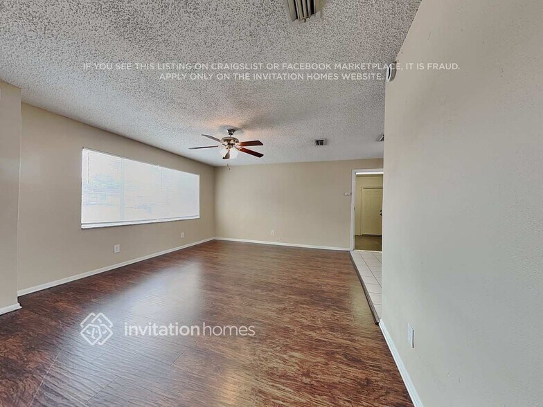 Building Photo - 1752 Thames St