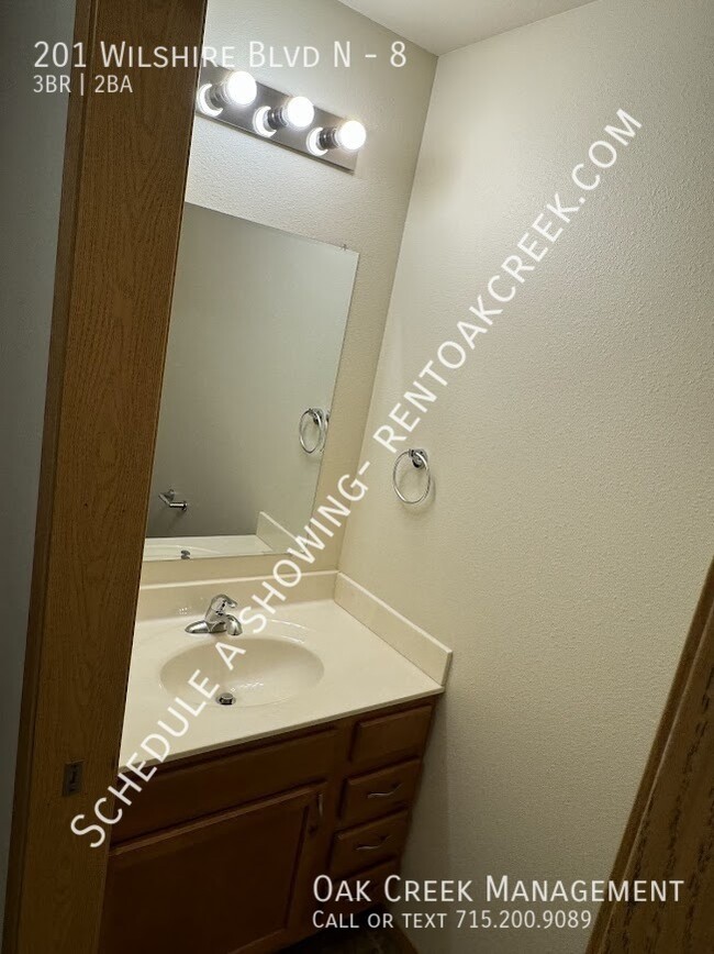 Building Photo - 201 Wilshire Boulevard N