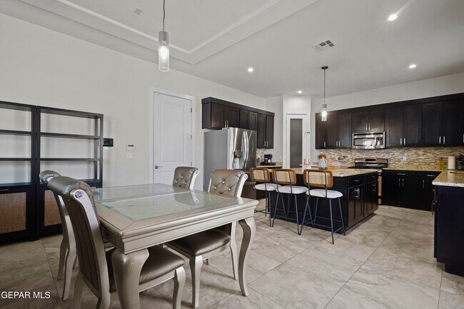 Building Photo - 13012 Birds View Cir
