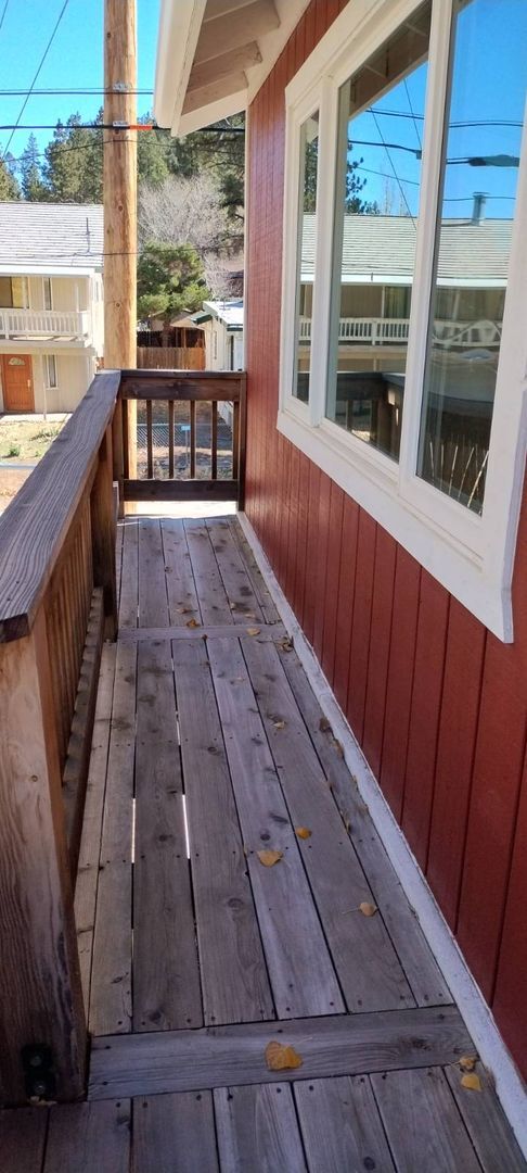 Building Photo - 6836 Lakewood Dr