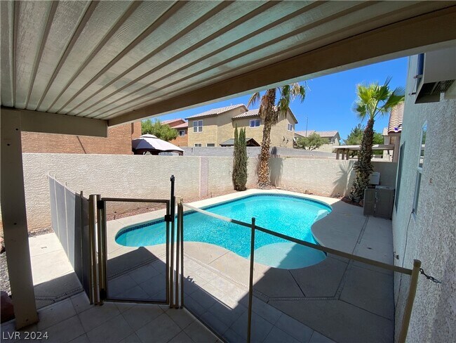 Building Photo - 358 July Jewel Ave