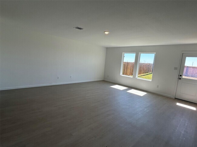 Building Photo - 2931 Summer Breeze Wy