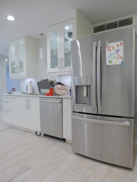 Building Photo - 483 Massachusetts Ave