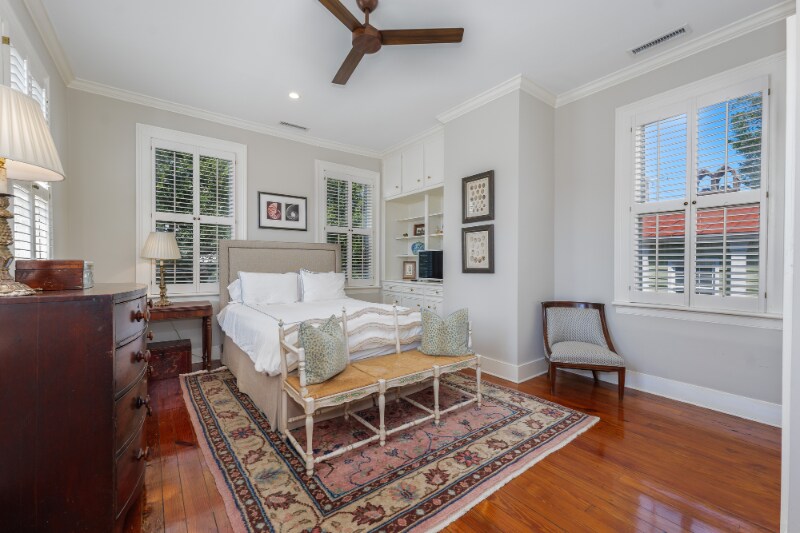 Building Photo - 151 Tradd St