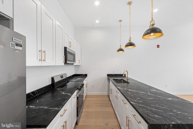 Building Photo - 36 N Narberth Ave