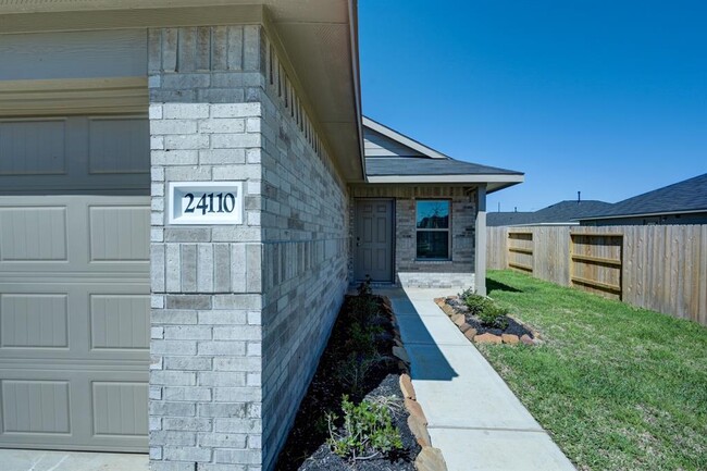 Building Photo - 24110 Wandering Brk Dr