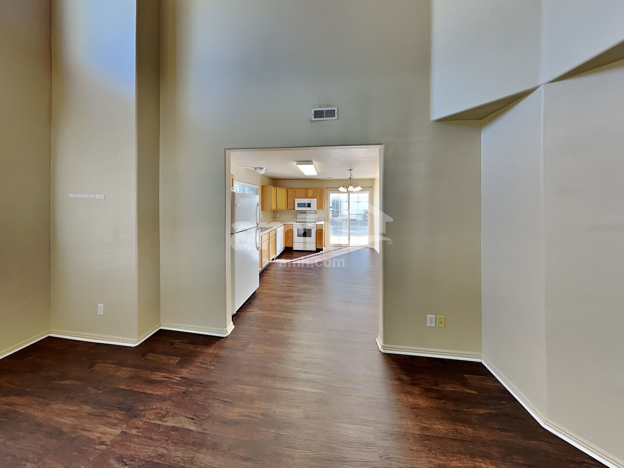 Building Photo - 645 Cattail Dr