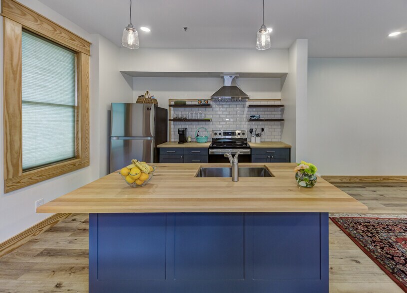 Kitchen - 1220 Adams St