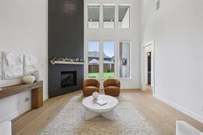 Building Photo - 3870 Verona St