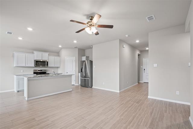 Building Photo - 373 Wildrose Cir