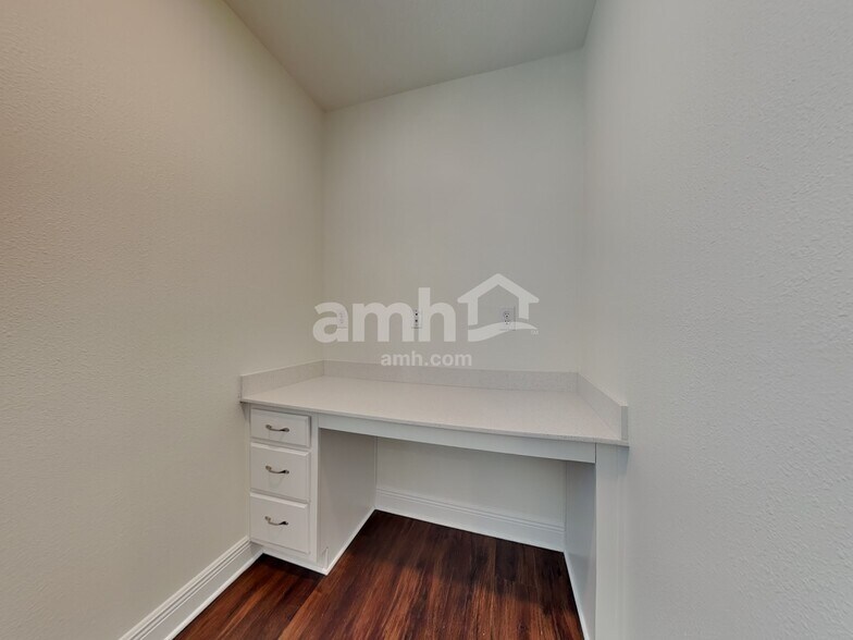 Building Photo - 22410 Bellini Cir