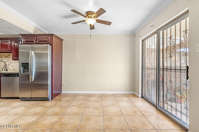 Building Photo - 150 Silver Shadow Dr