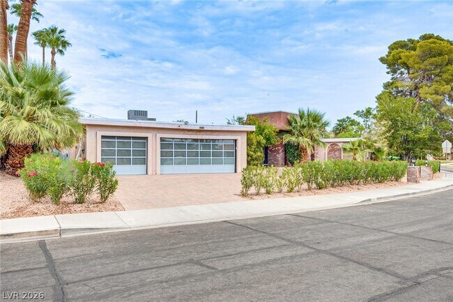 Building Photo - 1409 Bonita Ave