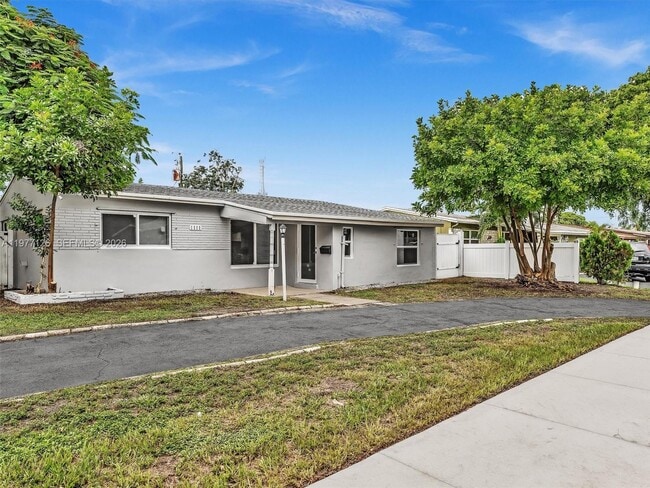 Building Photo - 6800 Raleigh St