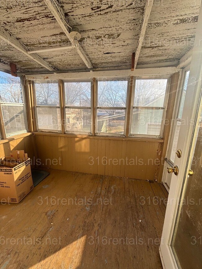 Building Photo - 510 N Taylor St