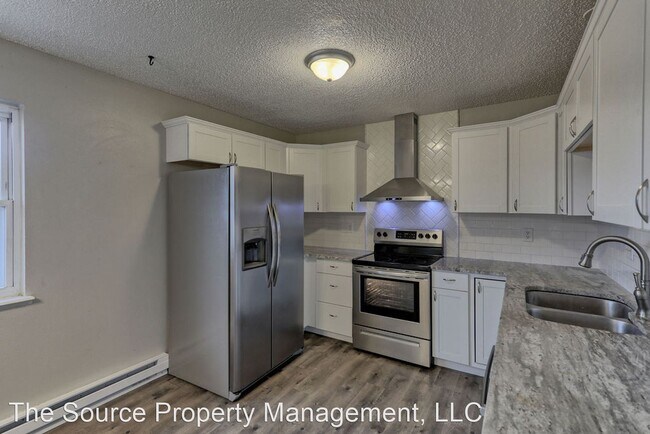 Building Photo - 3 br, 1.5 bath House - 2941 Swing Station Wy