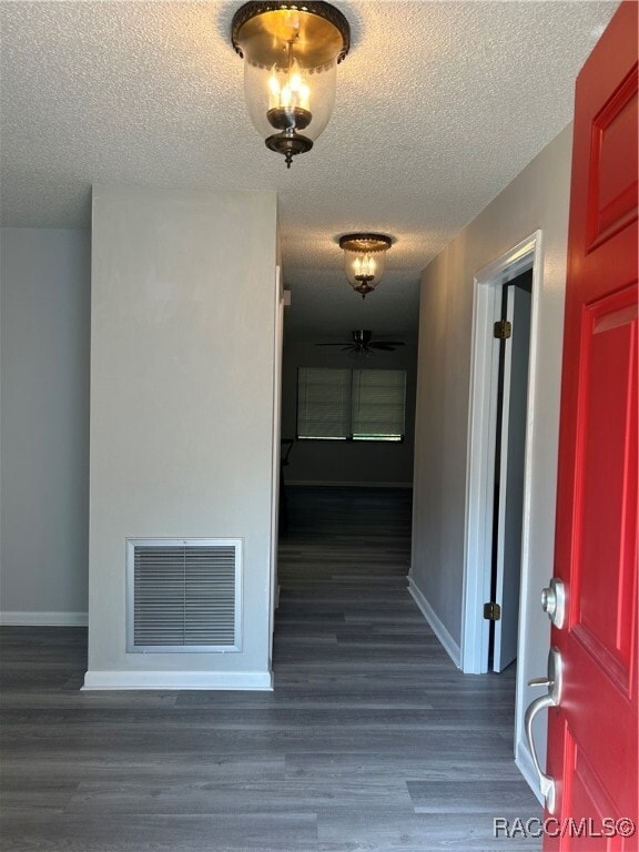 Building Photo - 13 Boxelder Ct