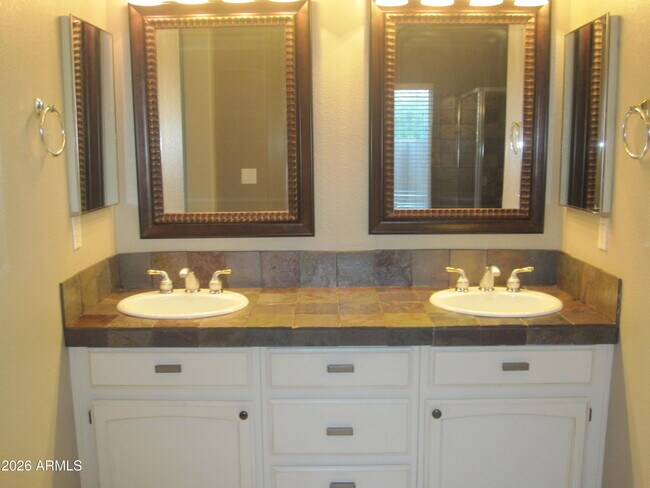 Building Photo - 6335 W Donald Dr