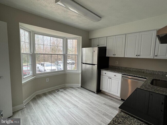 Building Photo - 310 Rambling Ridge Ct