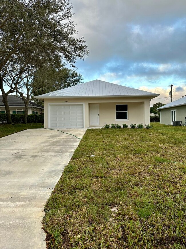 Primary Photo - 3 Bedroom 2 Bath 1 Car Garage Home