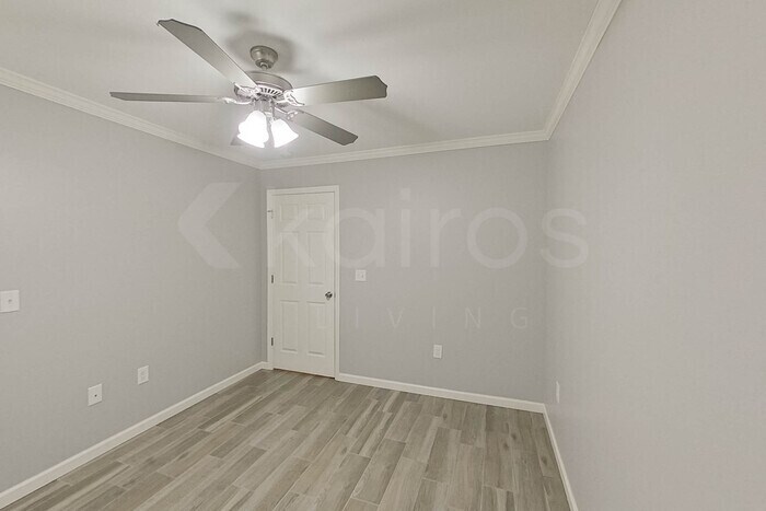 Building Photo - 560 Co Rd 71