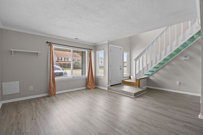 Building Photo - 1559 Sword Dancer Dr