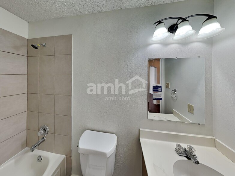 Building Photo - 5407 Colton Creek